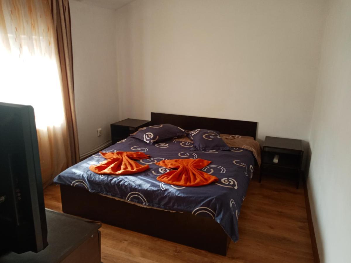Varipatti House Slatina Kültér fotó