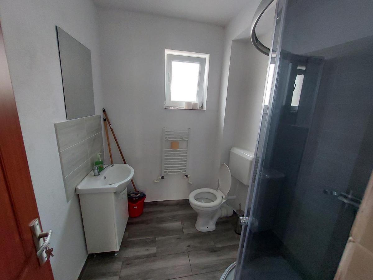 Varipatti House Slatina Kültér fotó
